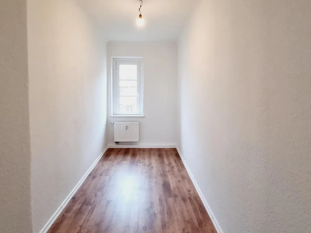 Wir renovieren - traumhafte 3-Zimmer-Wohnung mit Balkon im 2. OG!