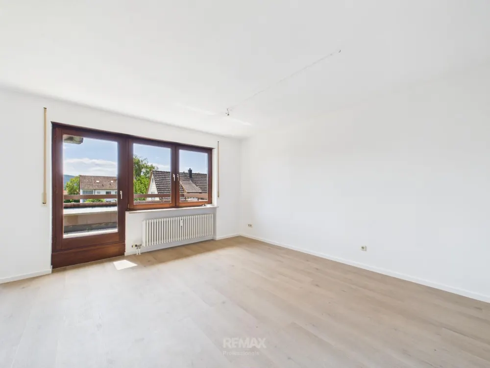 2,5 Zimmer Wohnung inkl. Dachterrasse und TG-Stellplatz
