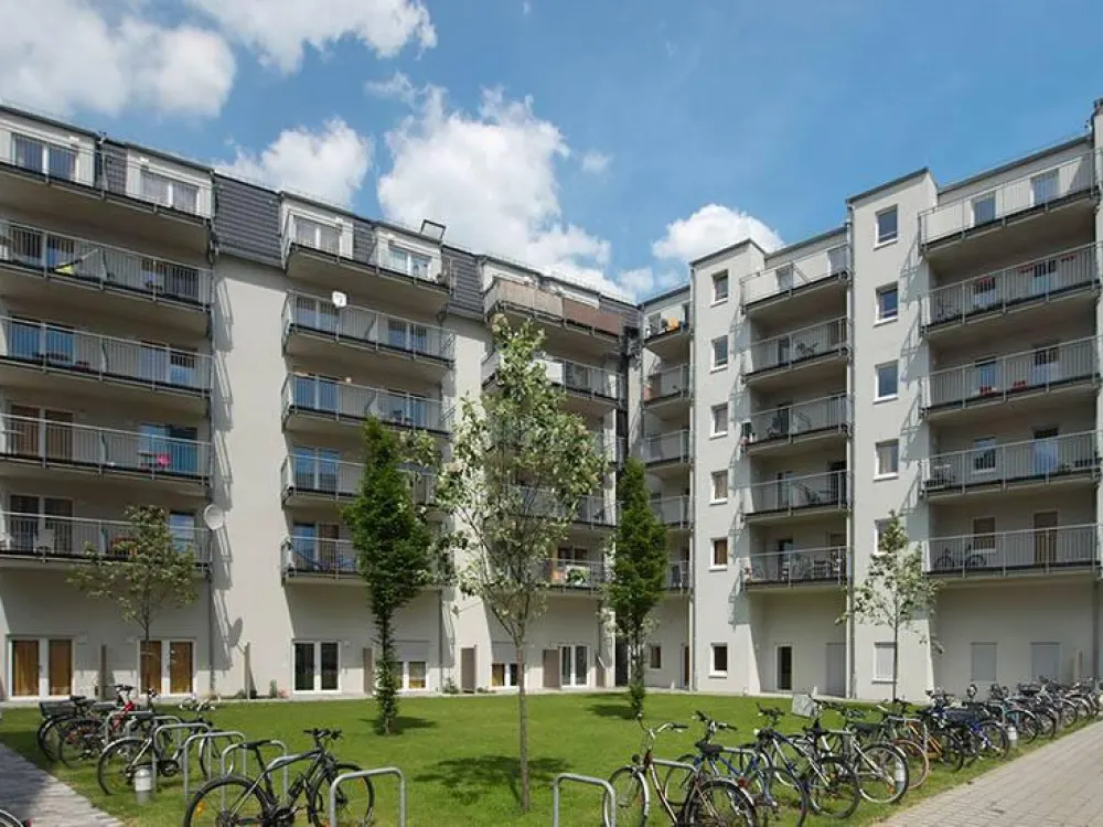 Wohnen, wo das Leben spielt, dein möbliertes Zuhause in der Dresdner Neustadt