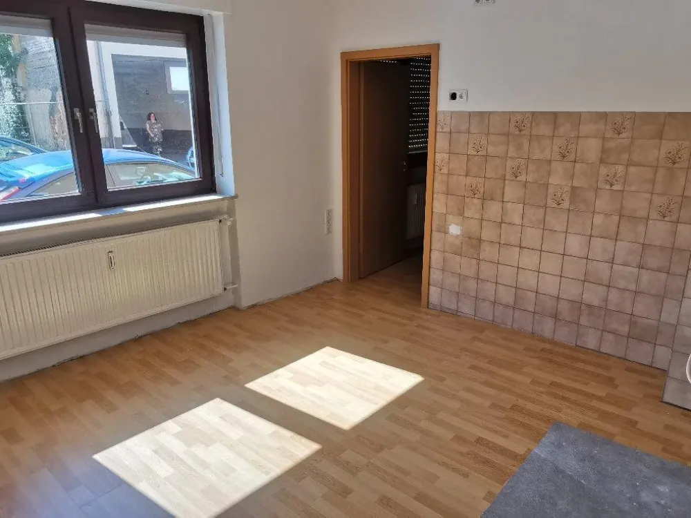 3ZKB, Frisch renovierte Wohnung im EG, 58 m² in SB-Burbach