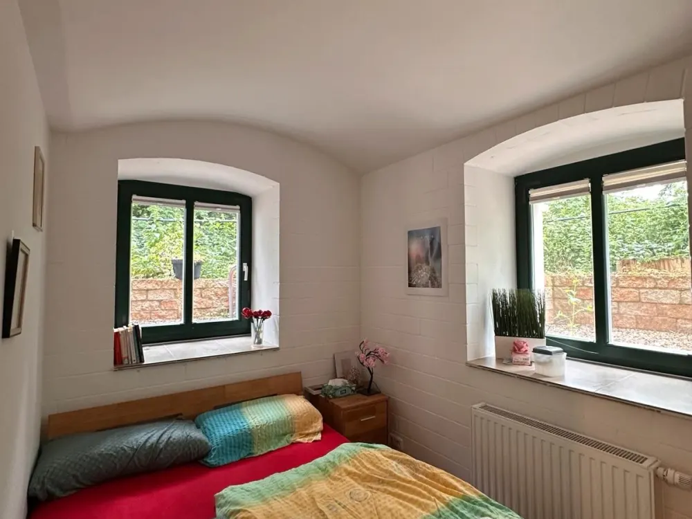 Möbelierte 2 Zimmer Wohnung Untergeschoss Ab Oktober einziehbar!!