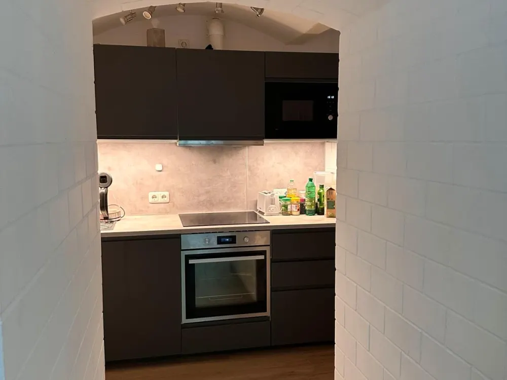 Möbelierte 2 Zimmer Wohnung Untergeschoss Ab Oktober einziehbar!!