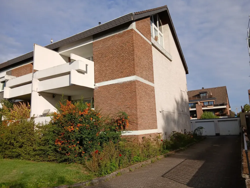 Quiet, spacious studio apartment in Köln Porz-Eil
