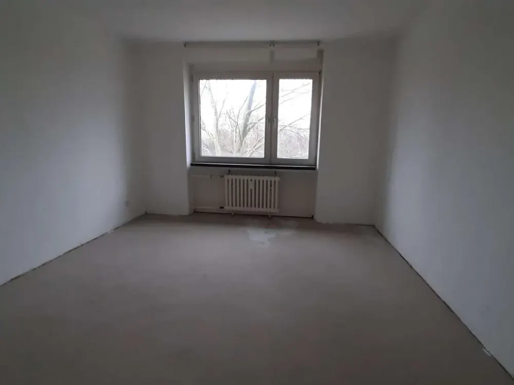 Vulkanstraße 242 - helle 2 ZKB Wohnung im 4.OG *ab sofort* zu vermieten