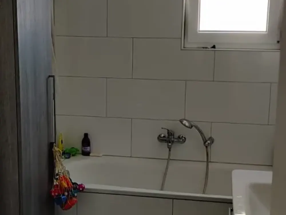 Practical living on 4 rooms in Köln-Sürth