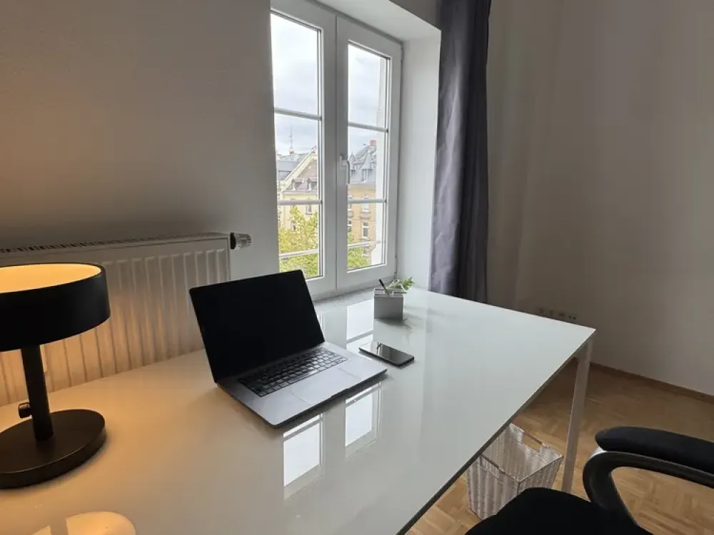 Hochwertige Business-WG | Möbliert, Wohnung oft für dich allein