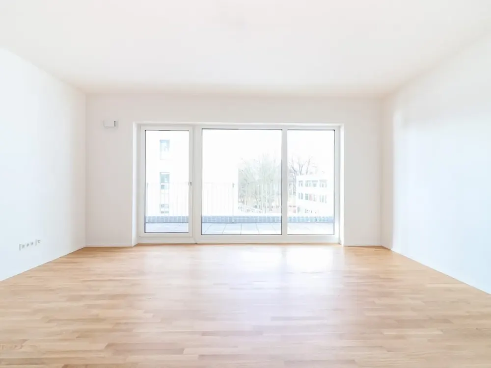 Helle Eleganz mit zwei Balkonen und neuer Einbauküche, großzügiges Wohnen mit Stil und Komfort