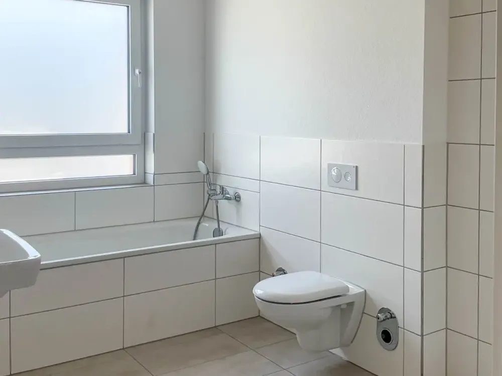 Erstbezug am Waldrand: Moderne 2-Zimmer-Neubauwohnung mit Loggia
