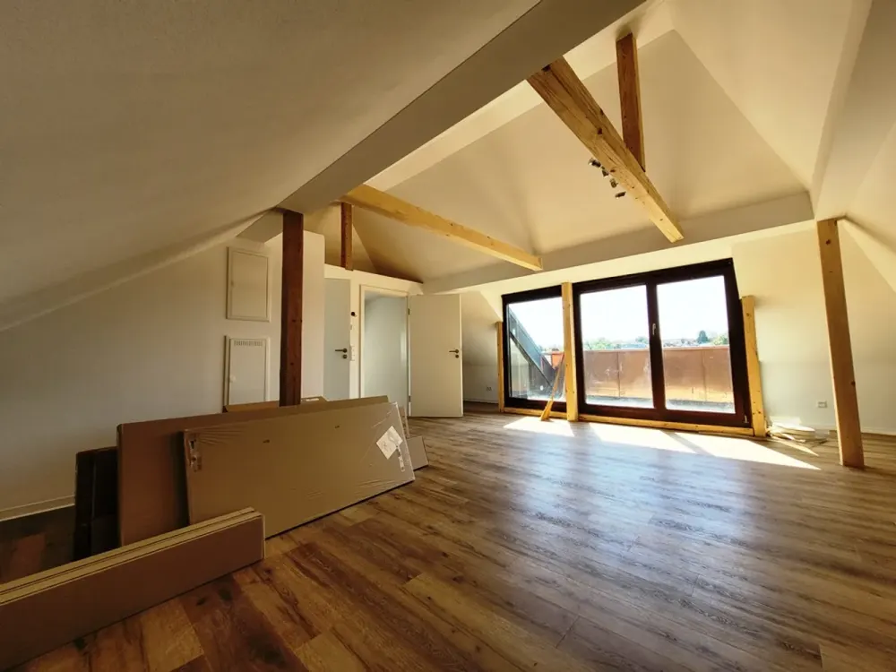 Das besondere WG-Zimmer - in bester Lage - 5 Minuten zum Bahnhof!