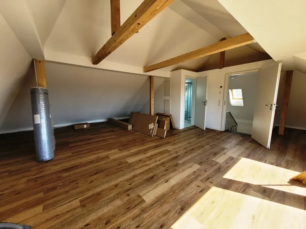 Das besondere WG-Zimmer - in bester Lage - 5 Minuten zum Bahnhof!