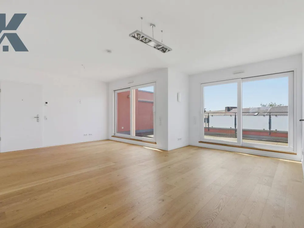 Penthouse-Wohnung. Neubau-Standard. 2 Zimmer mit 2 Dachterrassen. Stellplatz.