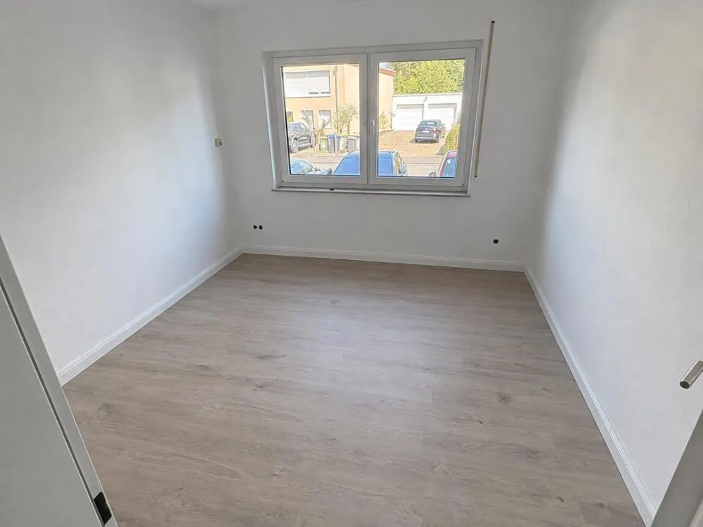 Apartment 3-Room Ground Floor from 01.09.26