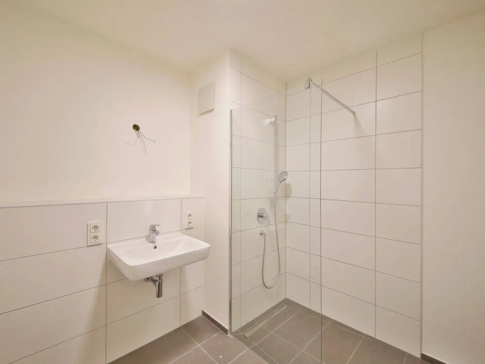 Exklusive 3-Zimmer-Wohnung nahe Rosensteinpark und Milaneo