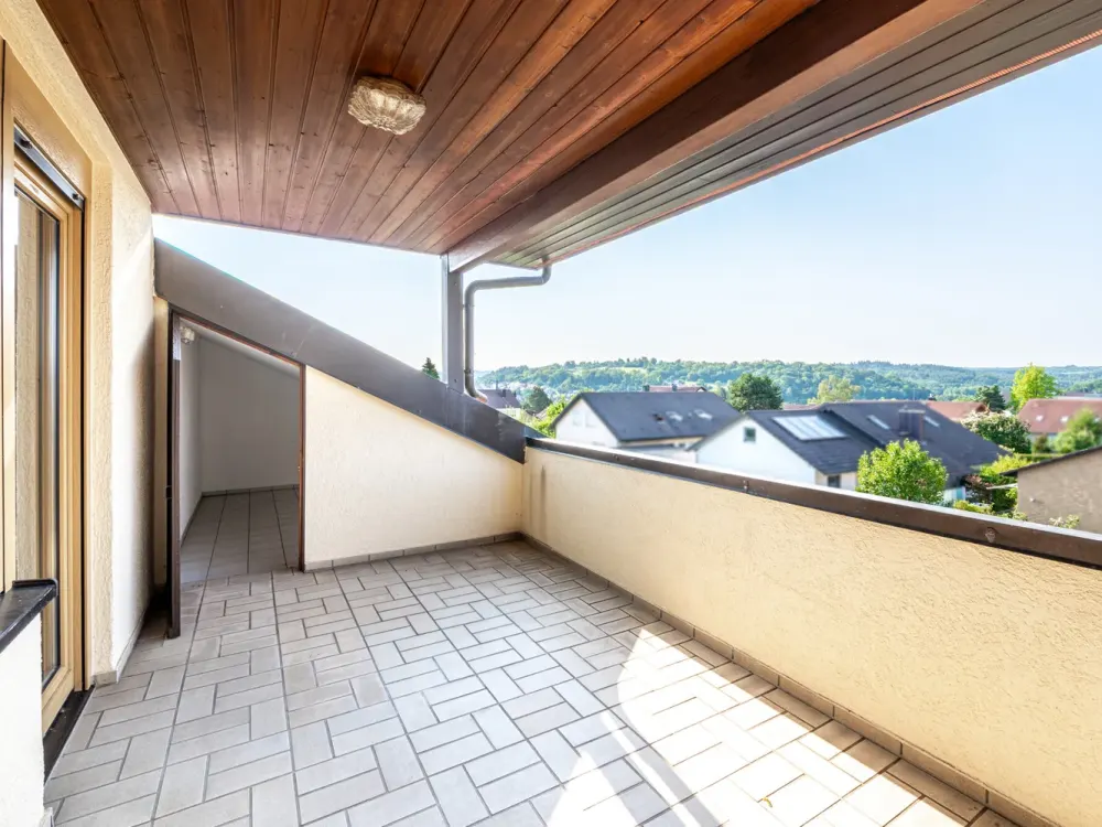 A Home with Space and Views over Stein