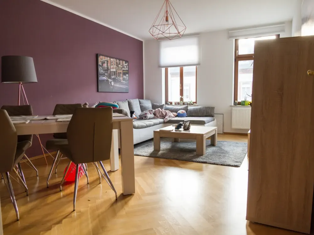 Gehobene 3-Zimmer-Whg mit Balkon in zentrumsnaher, ruhiger Lage (befristet auf zwei Jahre)