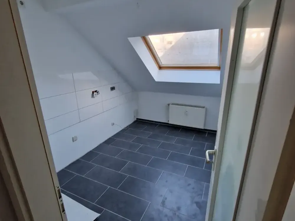 +++Tolle 67m² 2-Zimmer Wohnung im DG mit Garage in der Innenstadt zu vermieten +++