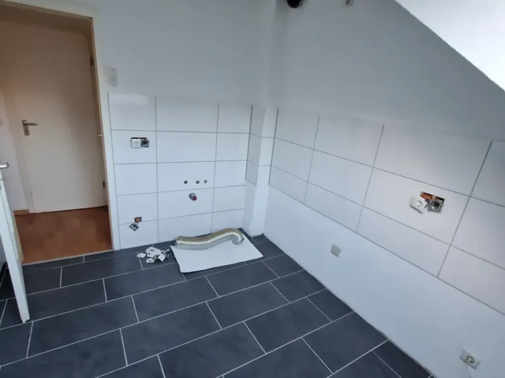 +++Tolle 67m² 2-Zimmer Wohnung im DG mit Garage in der Innenstadt zu vermieten +++
