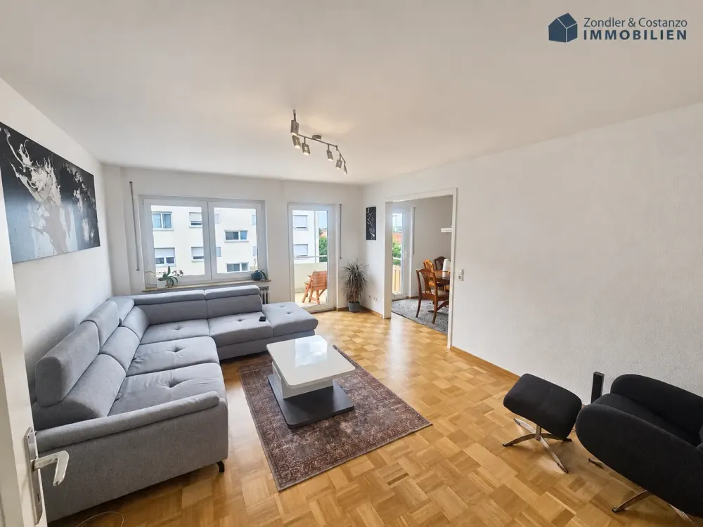 WINNENDEN: Sehr schöne 3,5-Zi.-Wohnung mit * Balkon * Garage * Keller * in ruhiger Wohnlage!