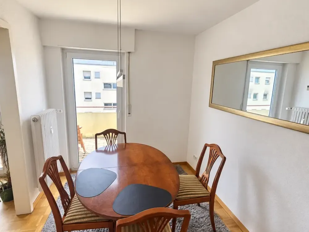 WINNENDEN: Sehr schöne 3,5-Zi.-Wohnung mit * Balkon * Garage * Keller * in ruhiger Wohnlage!