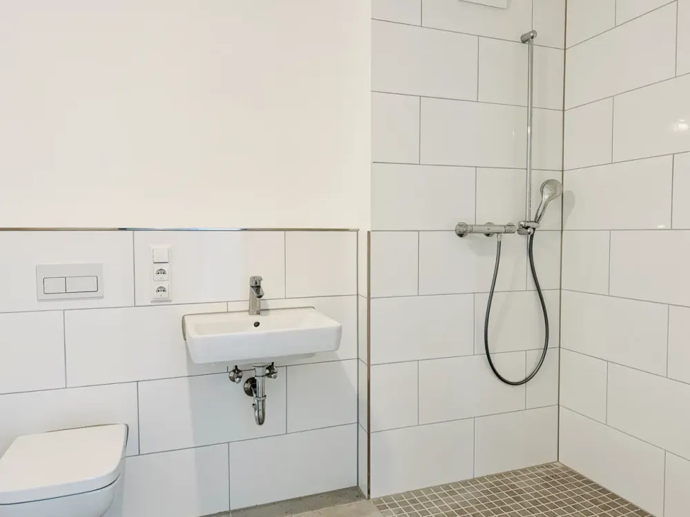 Neubau Hannover KRONSRODE: EBK m. Kochinsel, Loggia, Terrasse + Garten, Fußbodenhzng, Gäste-WC, TG