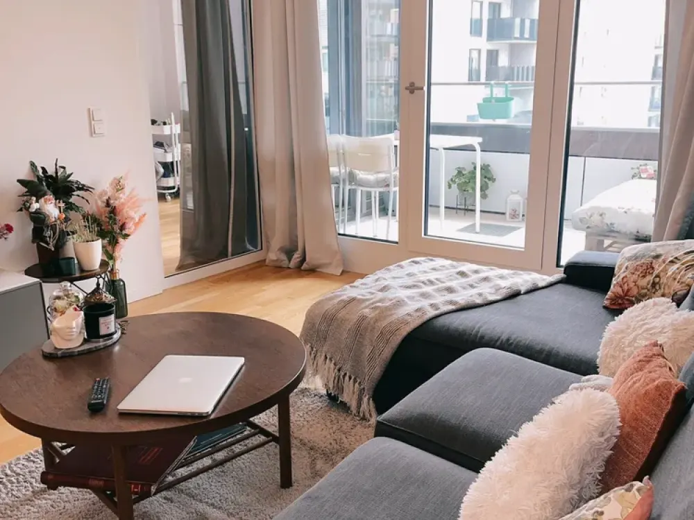 Renovierte moderne 2-Zimmer Wohnung in Frankfurt