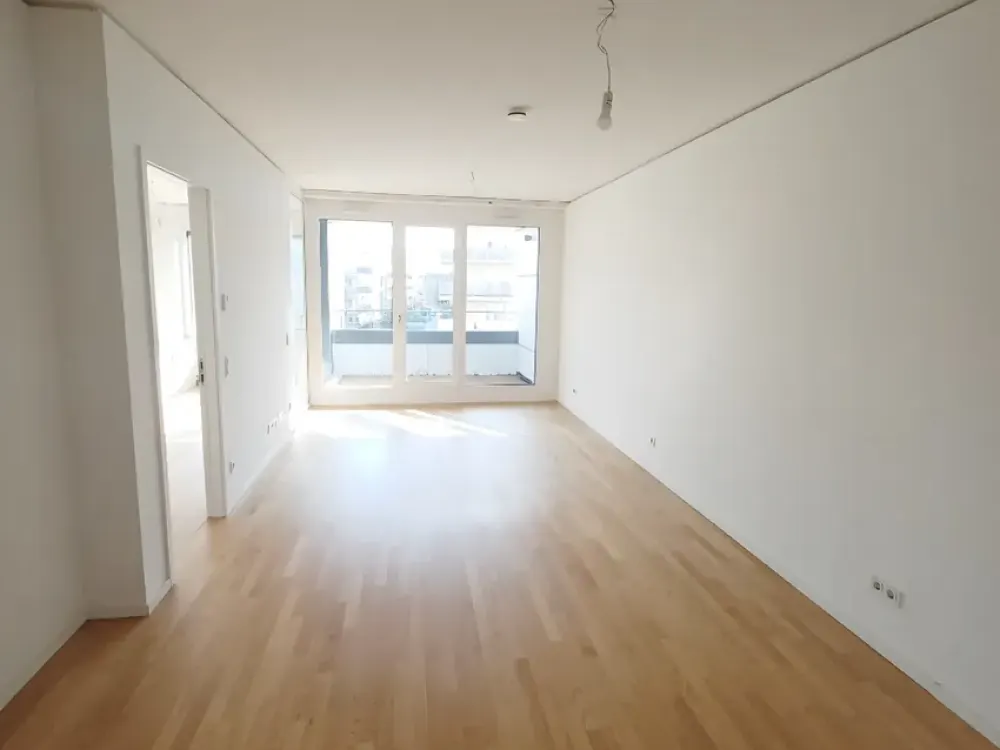Renovierte moderne 2-Zimmer Wohnung in Frankfurt