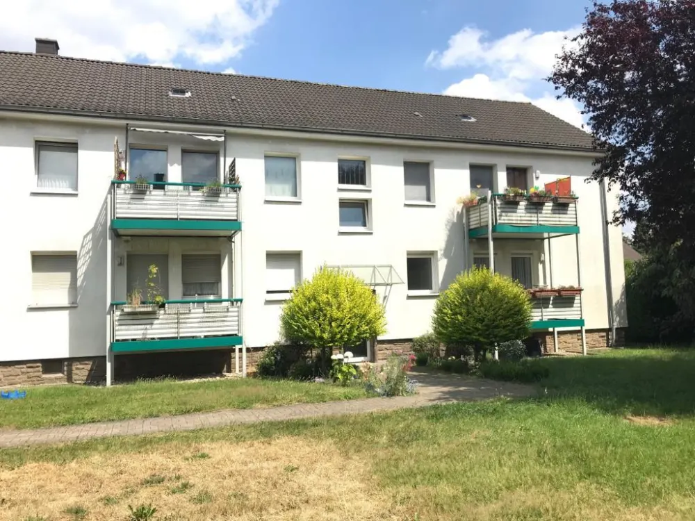 Bei VIVAWEST die Sonnenstrahlen auf dem eigenen Balkon genießen.