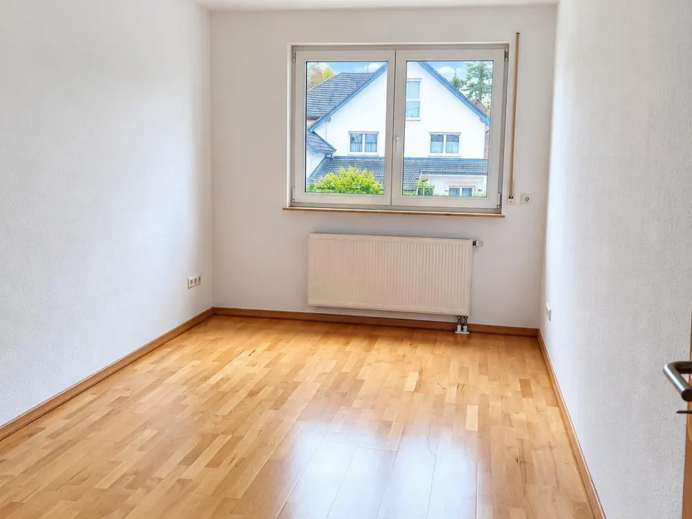 Helle 3-Zimmer-Wohnung mit Balkon in ruhiger Lage von Klein-Auheim