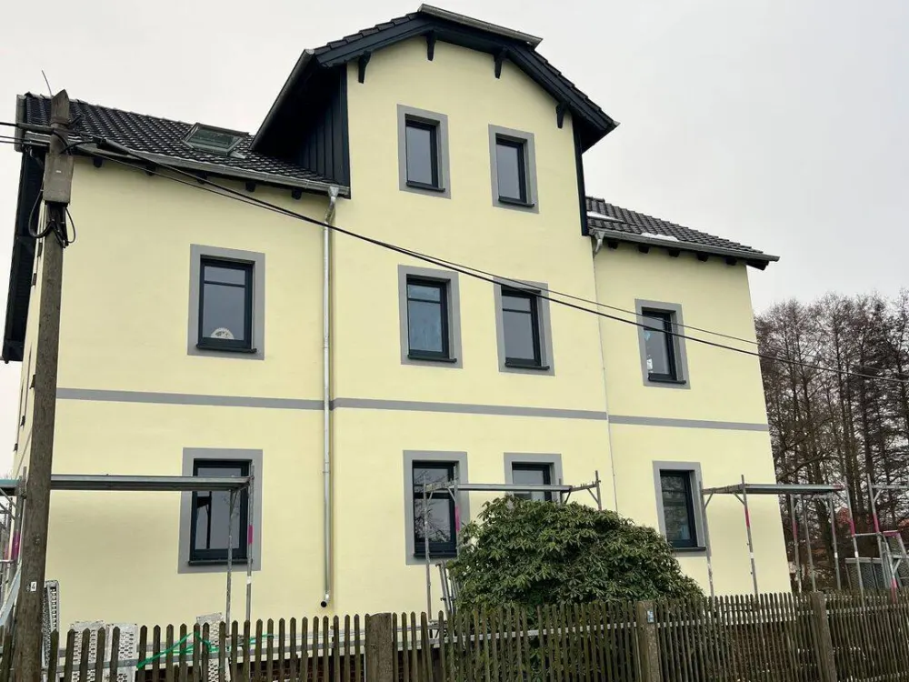 ** Gemütliche 2-Zimmerwohnung mit Stellplatz in der Nähe von Dresden **
