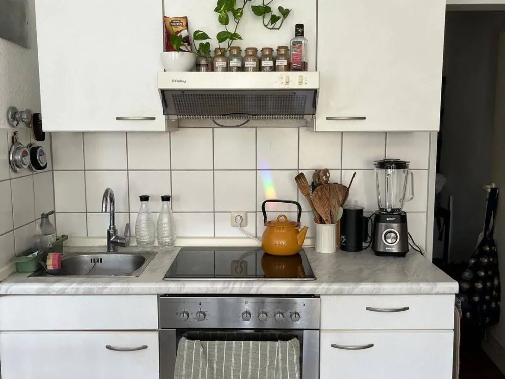 Kassel South: Bright One-Room Apartment with 69 Square Metres