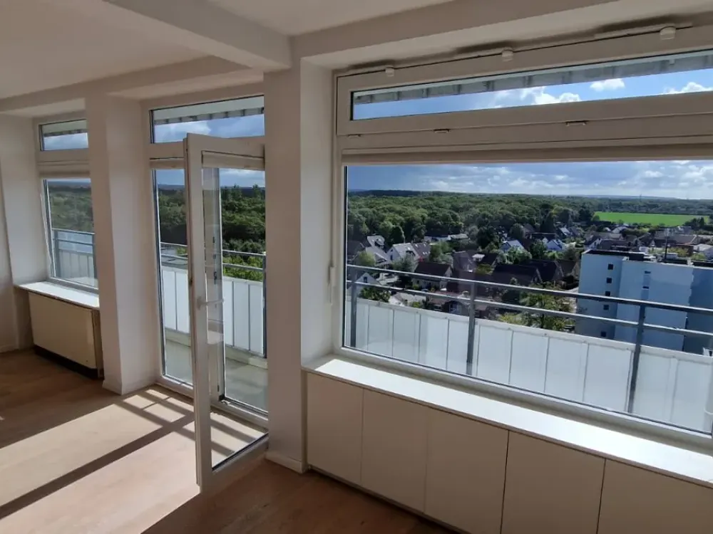 Modern and bright living in Duisburg South / near Düsseldorf /