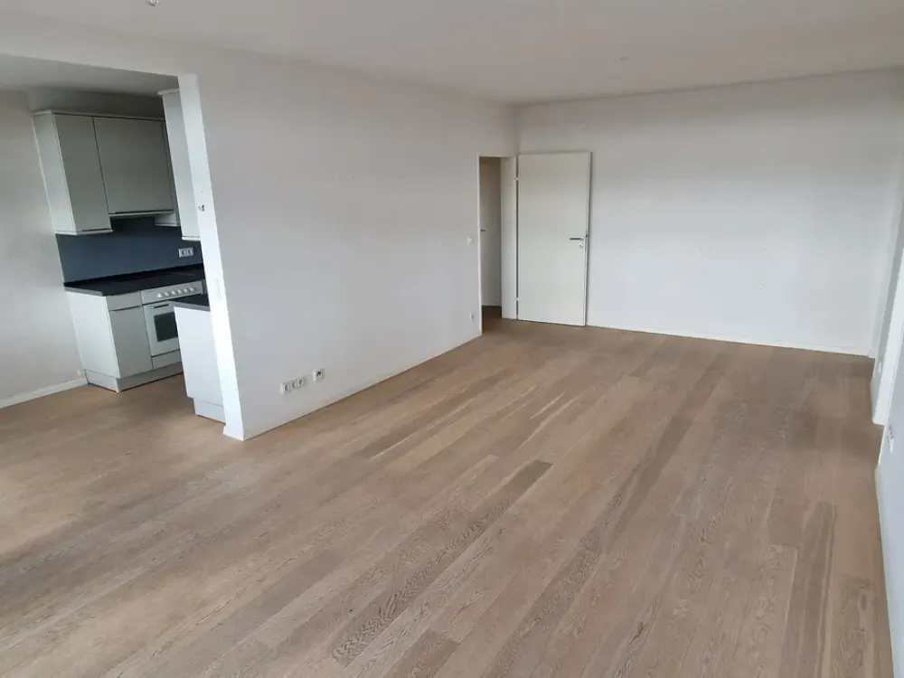 Modern and bright living in Duisburg South / near Düsseldorf /