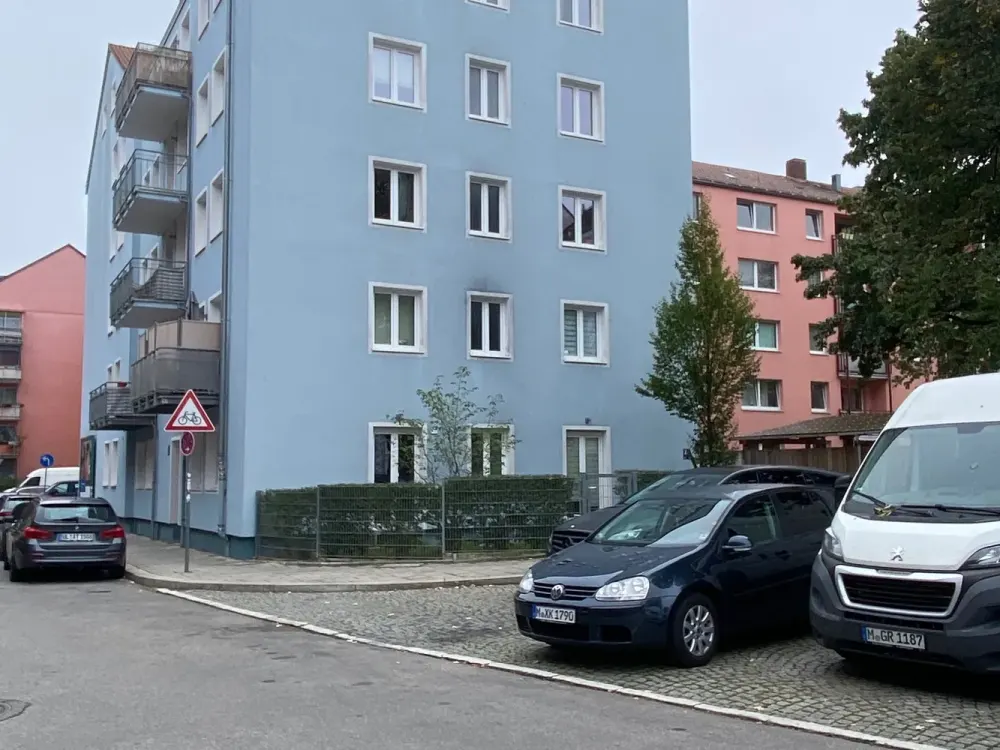 Milbertshofen Süd: Gepflegte ruhige 3-Zimmer-Wohnung in ökologischem Ziegelbau,