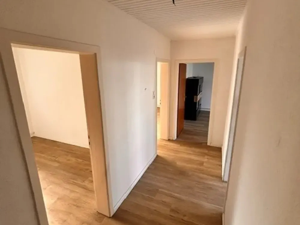 Ihr neues Zuhause: Großzügige 4-Zimmer-Wohnung mit Balkon