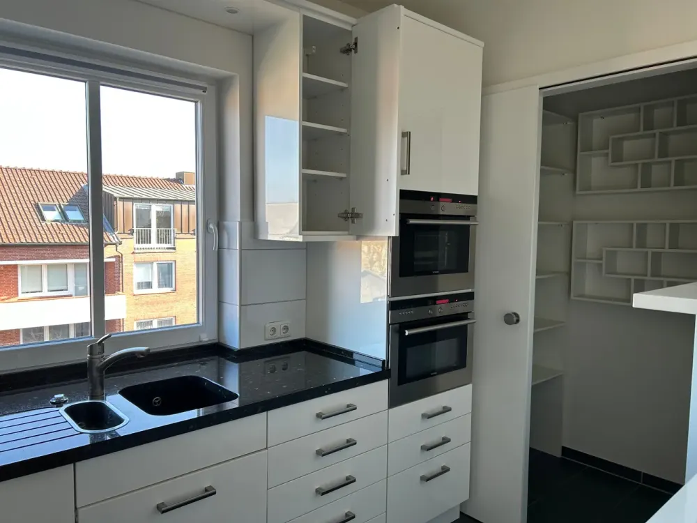 Große Penthouse-Wohnung im Herzen Ahrensburgs