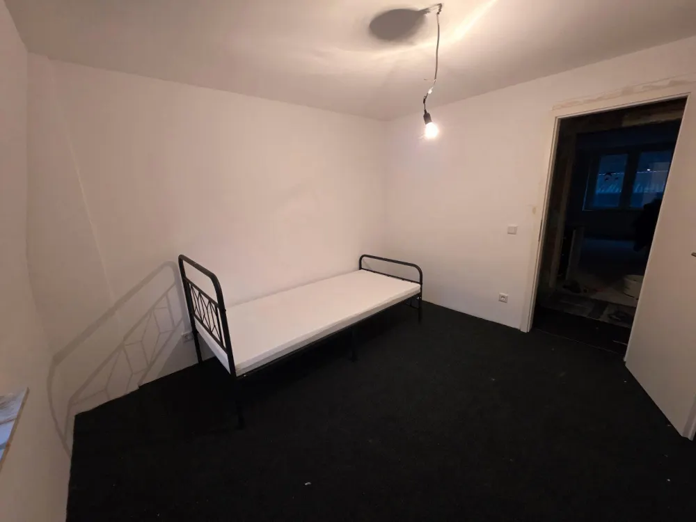 Schöne WG-Zimmer in Hagen-Haspe, Komplett saniert mit neuem Bad