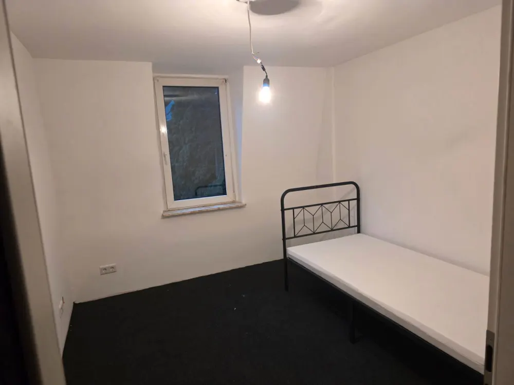 Schöne WG-Zimmer in Hagen-Haspe, Komplett saniert mit neuem Bad