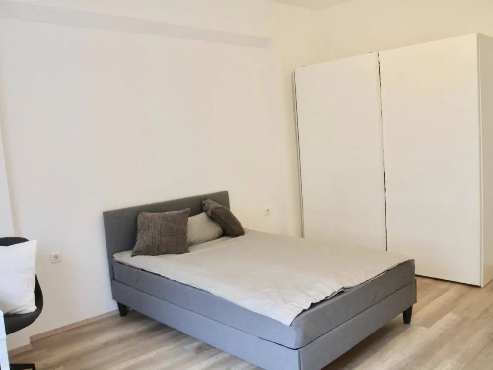 Zentrumsnah, Modern & Möbliert! Exklusive 3er WG