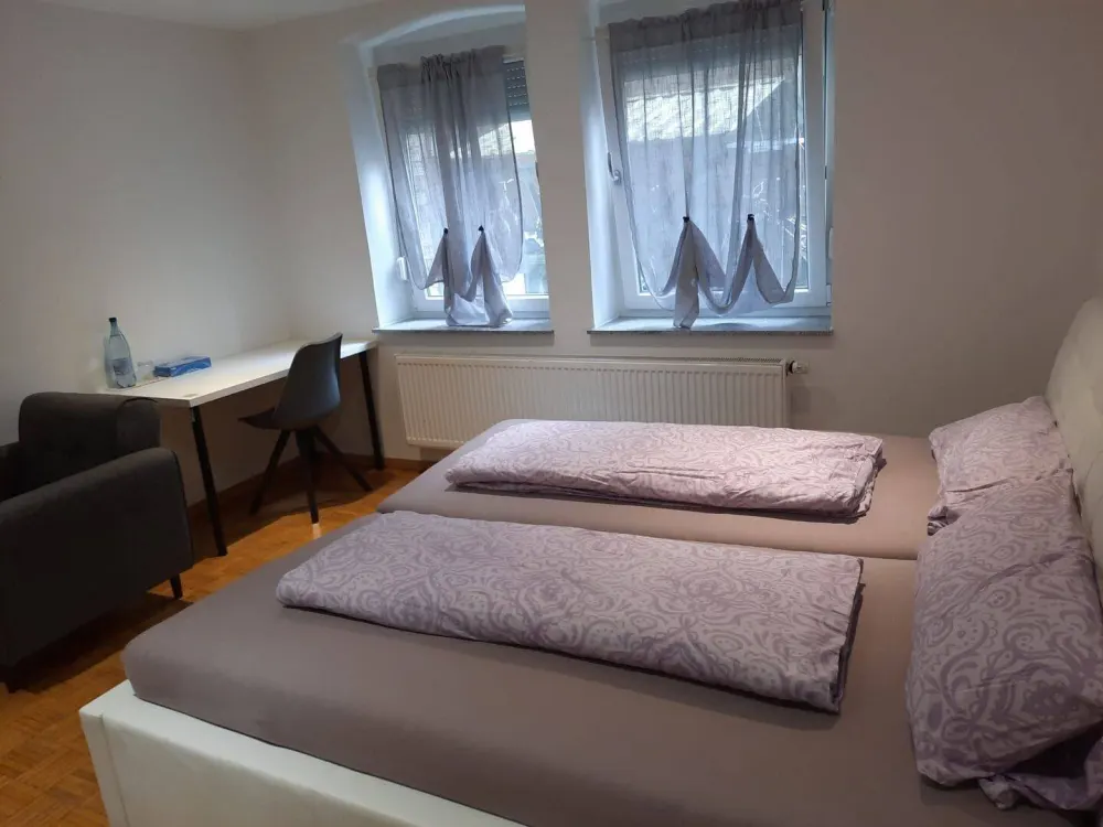 Wohnen auf Zeit mieten in Stuttgart West - Zimmer frei