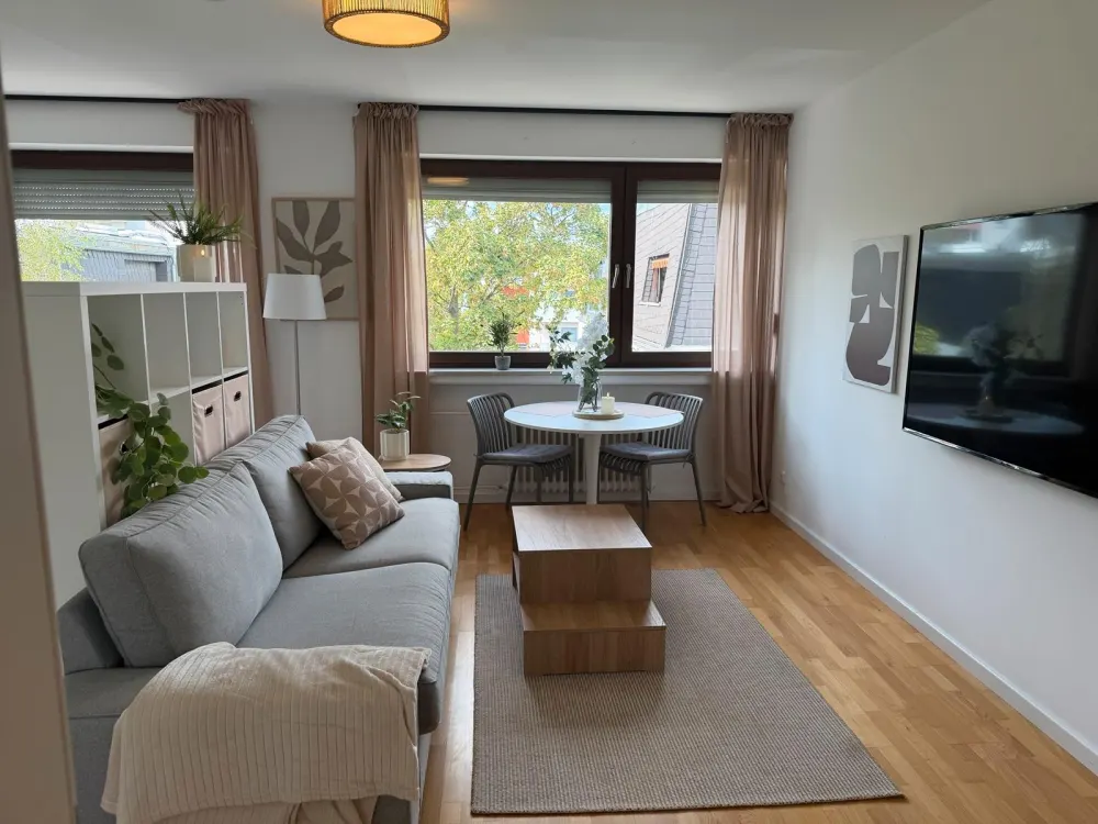 Möbilierte 1-Zimmer Wohnung, Niederrad, 38 m², 1.450 €, mit W-lan