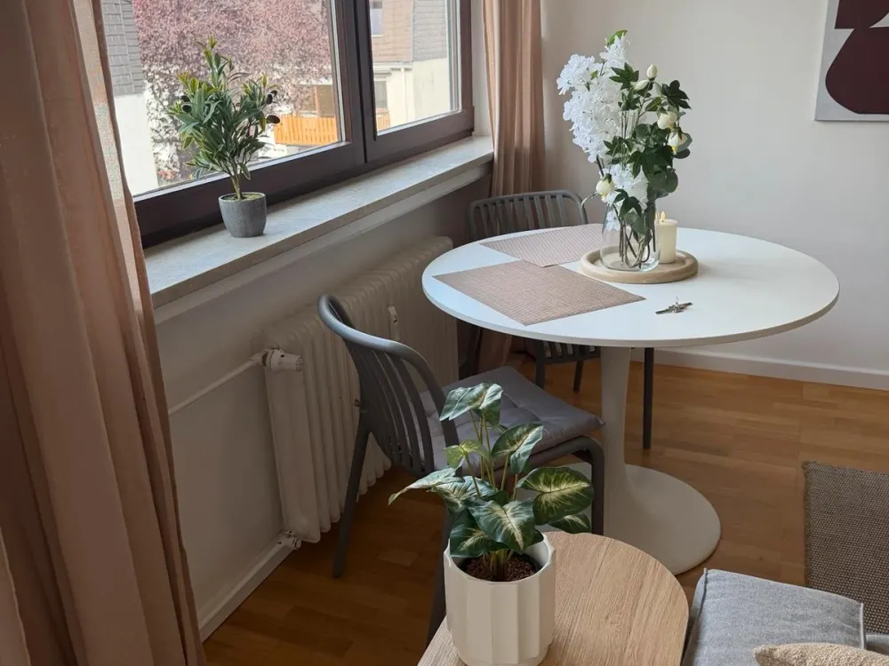 Möbilierte 1-Zimmer Wohnung, Niederrad, 38 m², 1.450 €, mit W-lan