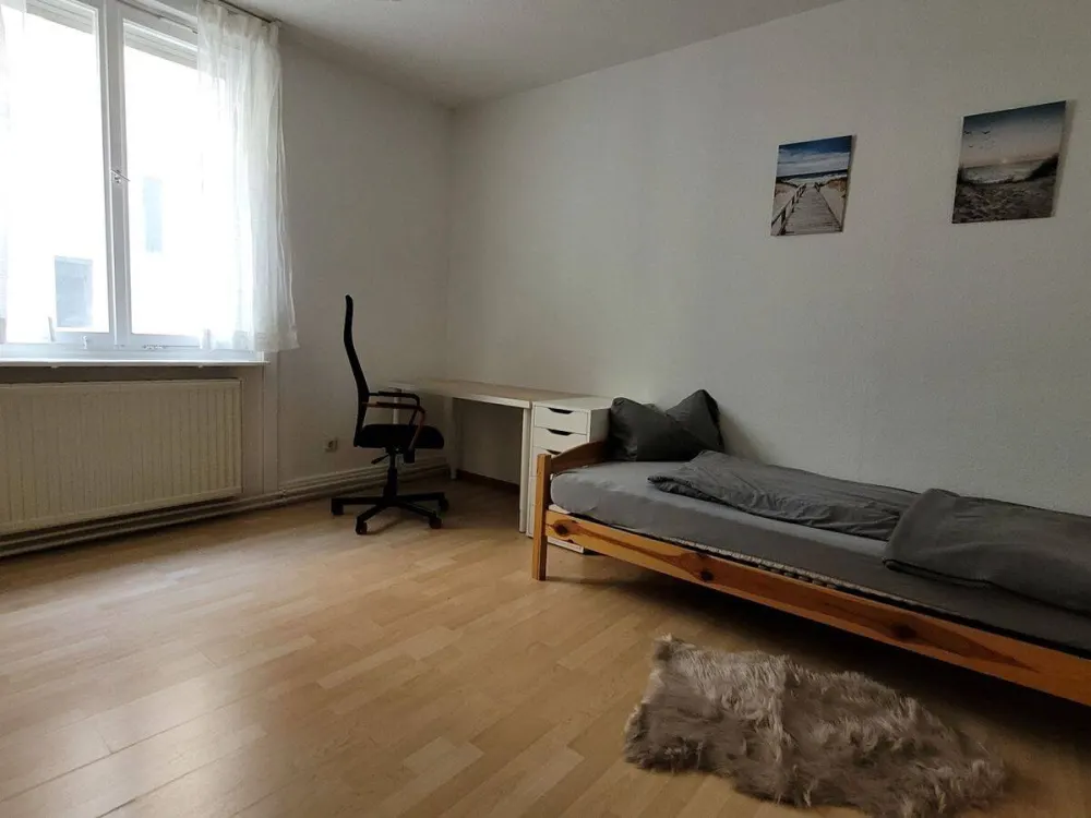 möbliertes WG Zimmer Stuttgart West für Wohnen auf Zeit ab 1 Monat
