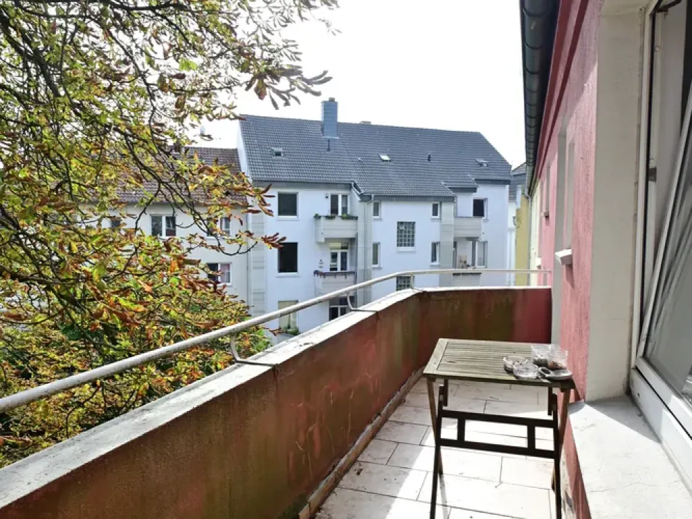 Bochum-Mitte: 2,5 Zimmer Wohnung mit EBK und Balkon! WG-Geeignet!