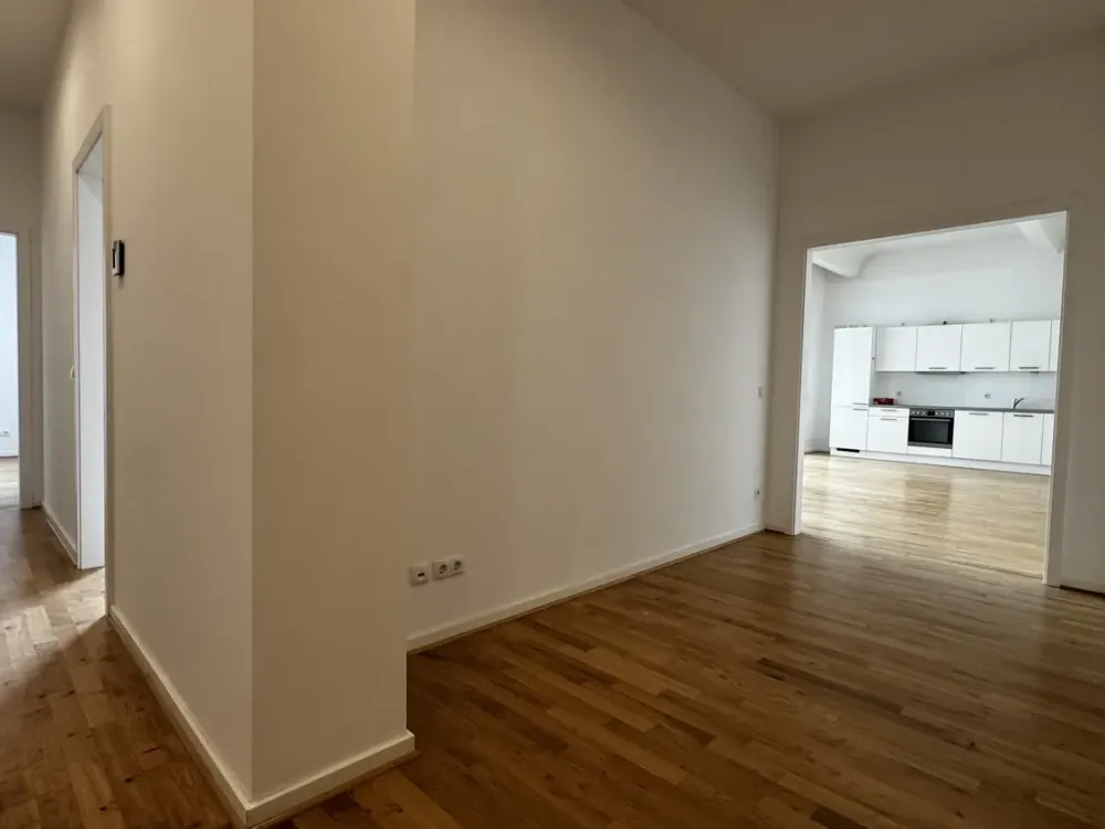 Mitten in Mitte - 4-Zimmer mit Balkon