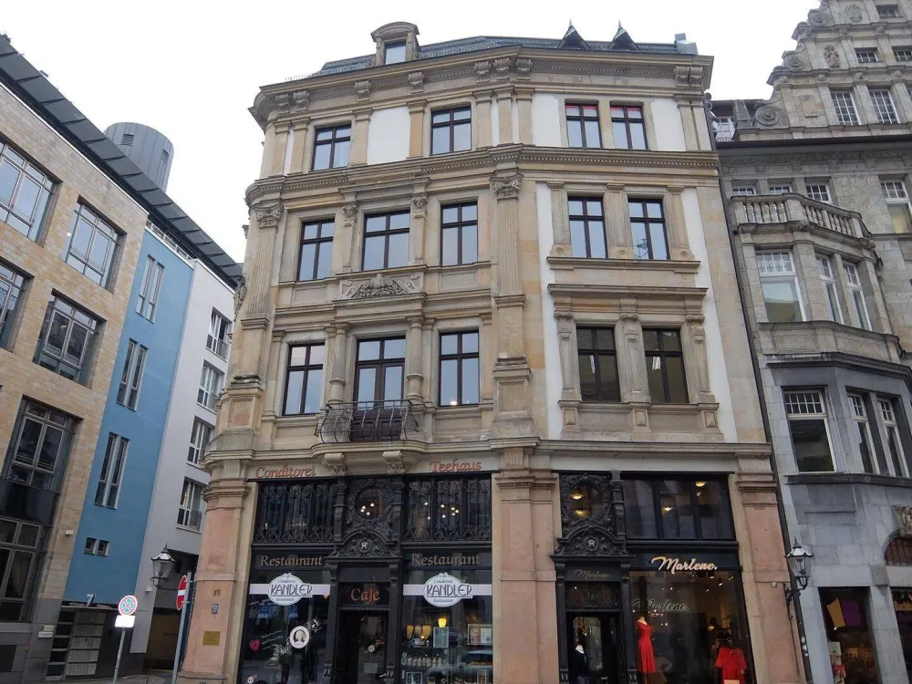 Thomaskirchhof - außergewöhnliche DG-Maisonettenwohnung in direkter Innenstadtlage