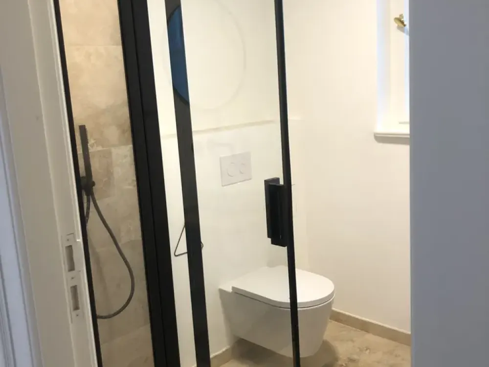 Einliegerwohnung im Souterrain in denkmalgeschützter Villa in Berlin-Frohnau