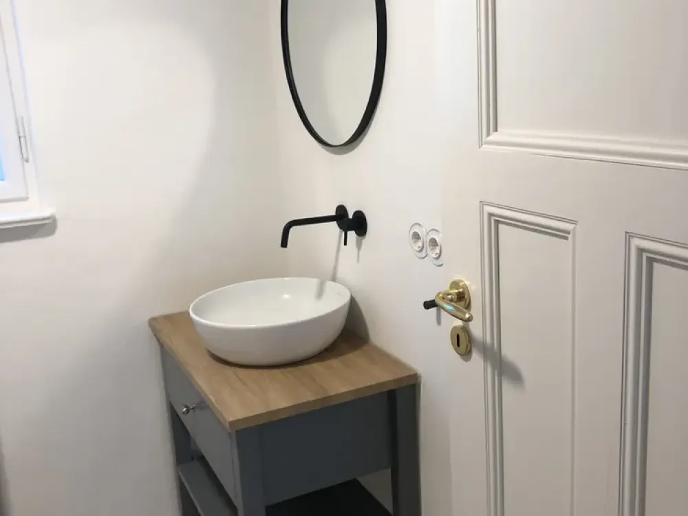 Einliegerwohnung im Souterrain in denkmalgeschützter Villa in Berlin-Frohnau