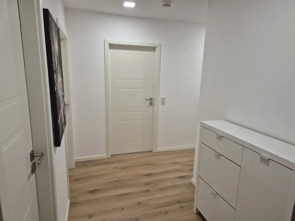 Helle 3-Zimmer-Wohnung mit zwei Balkonen und Stellplatz