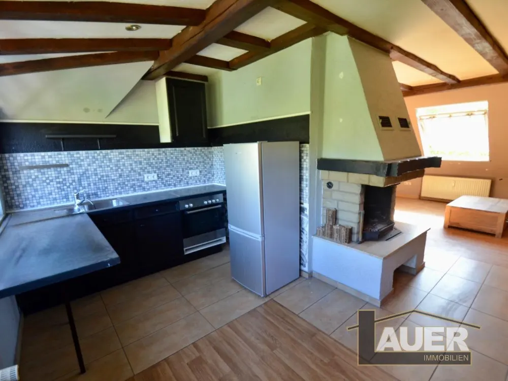 Charmante Dachgeschosswohnung 2 Z,K,B, ca. 54 m², separater Zugang über eigene Turmtreppe