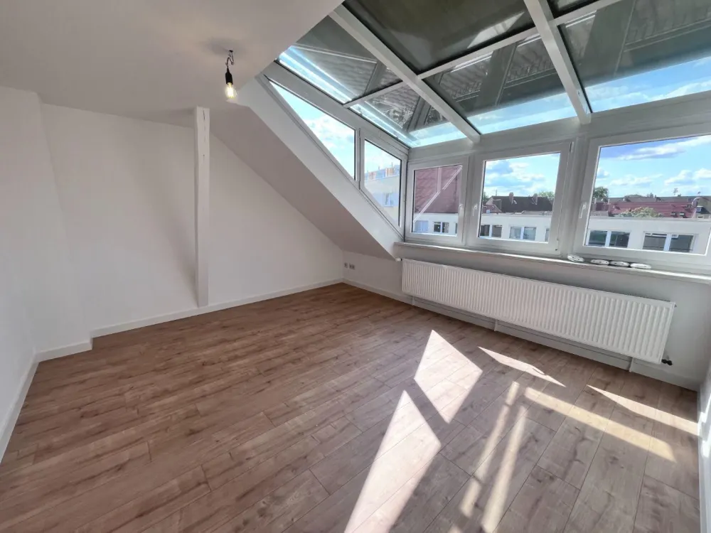 Wunderschöne, renovierte 3 Zimmerwohnung in Mitten der beliebten Lister Meile!